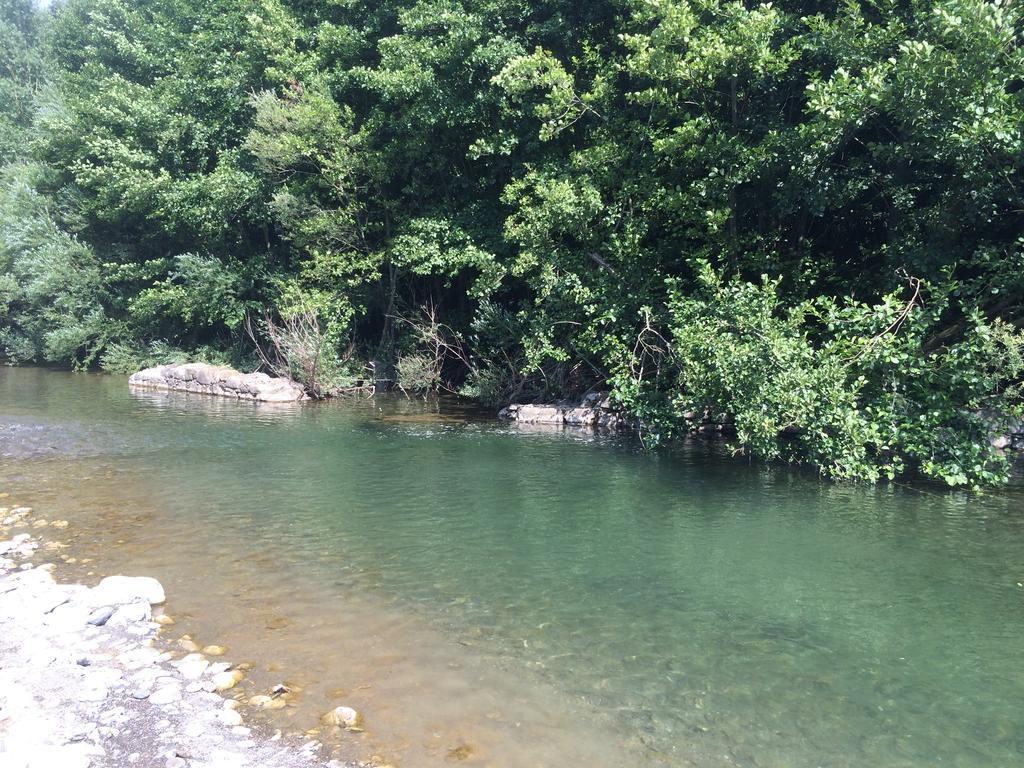 Agriturismo Dei Legi San Pietro Vara Eksteriør billede