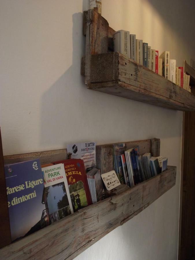 Agriturismo Dei Legi San Pietro Vara Eksteriør billede